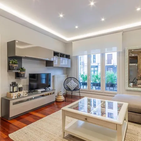 Apartment Arte V With Parking By Aston Bilbao